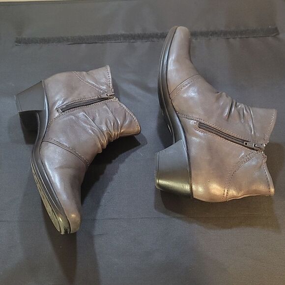 EARTH ORIGIN SIDE ZIPPER CLOSURE WOMEN'S ANKLE BOOTIES - Picture 13 of 15